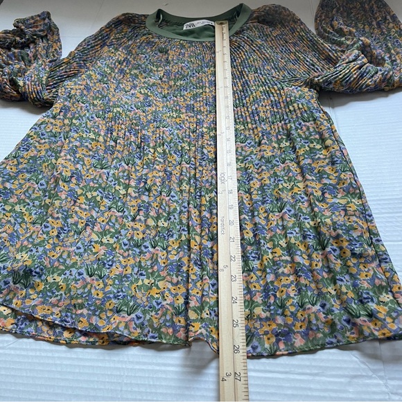 Zara Ditsy Floral Pleated Chiffon Effect Balloon Sleeve Top Size S - Picture 11 of 11
